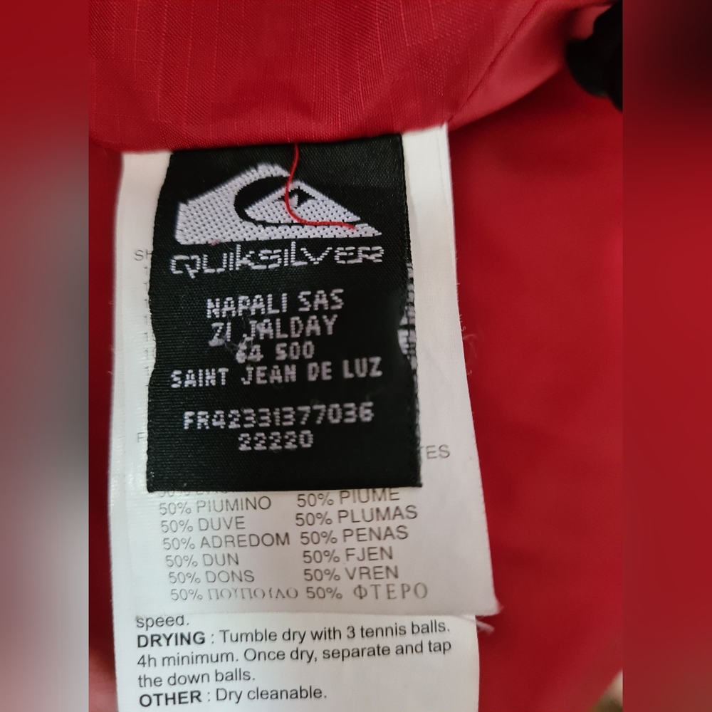 Quiksilver red down filled body warmer size large puffer gilet jacket - Picture 10 of 11